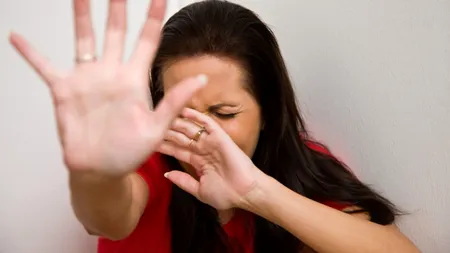 Ce a pățit o femeie care a vrut să călătorească într-un taxi de ocazie: „Doar te pup jos de două ori. Nu îți fie teamă că nu sunt Dincă