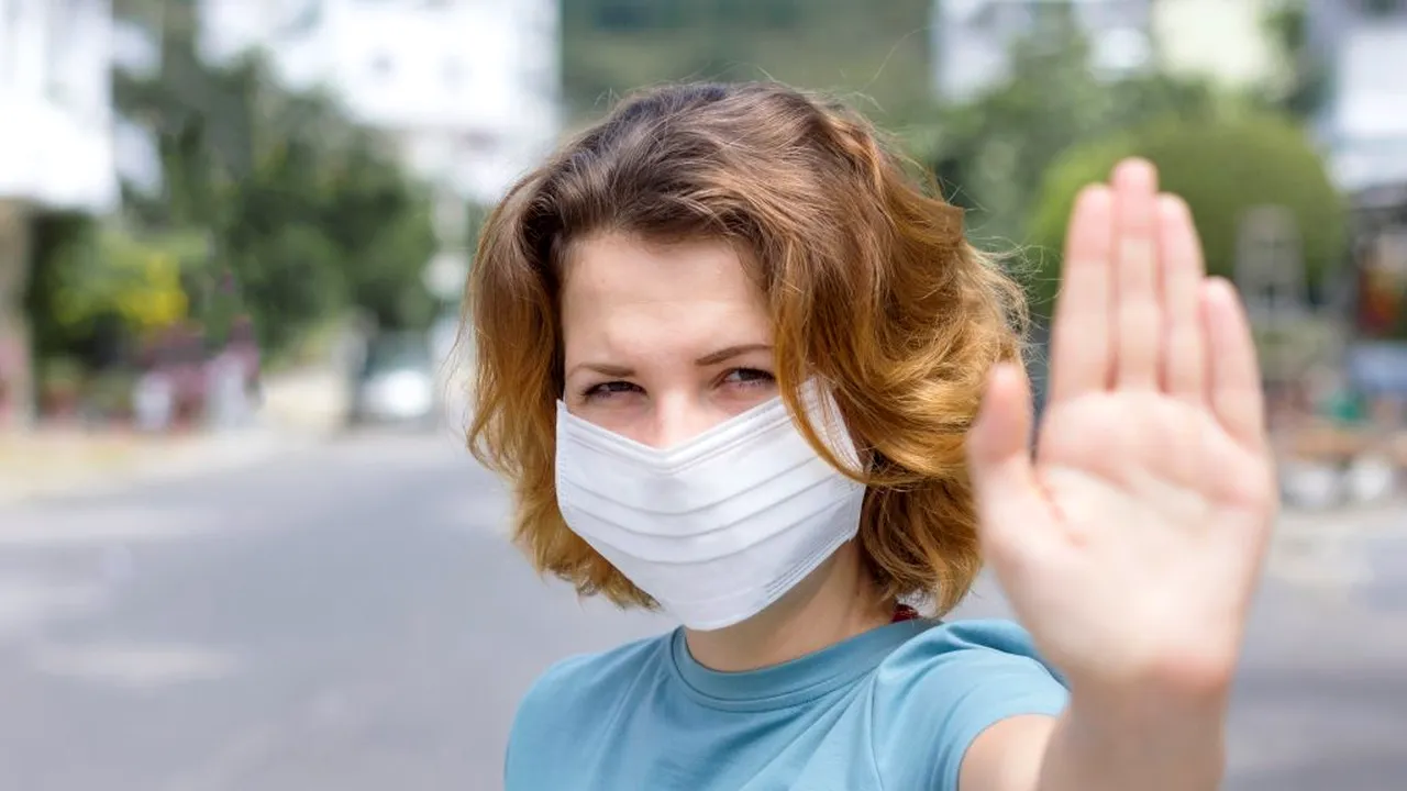 Mii de infectări cu SARS-CoV-2 și miliarde de euro aruncate pe măști de protecție neconforme! Cum a pierdut UE un front important în lupta împotriva pandemiei COVID-19