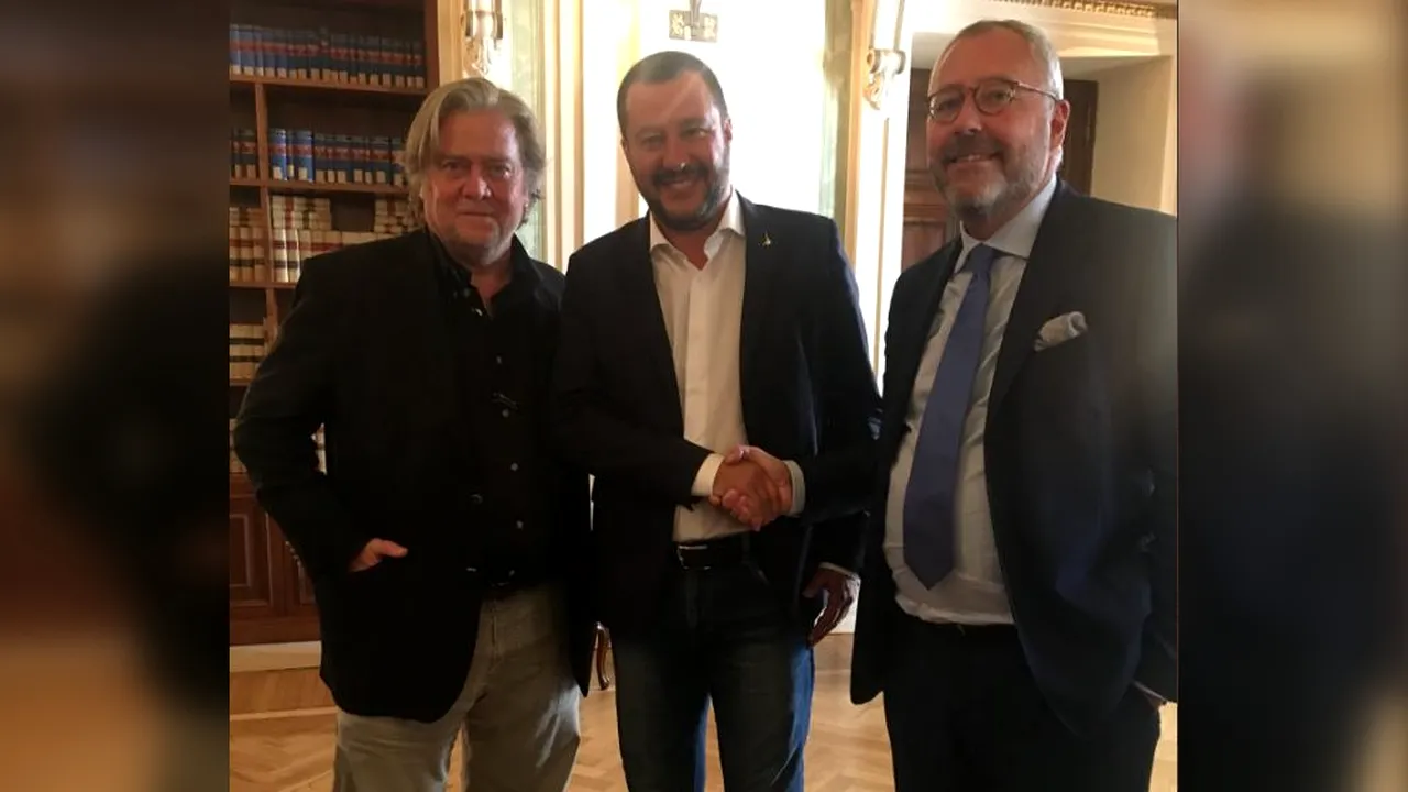 Fostul Strateg Șef al Casei Albe a visat o Internațională... naționalistă în Europa