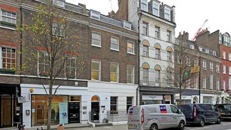 Aceeași clădire din Londra, sediul unor operațiuni de informații rusești și al unei rețele de INFLUENCERI români cu legături ruse