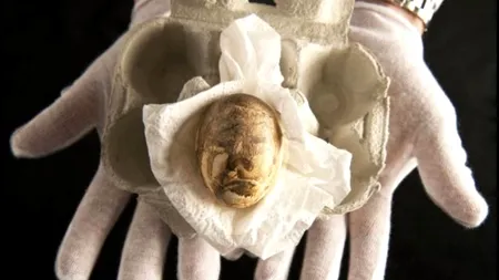 Cu cât s-a vândut autoportretul pictorului Lucian Freud, realizat pe o coajă de ou