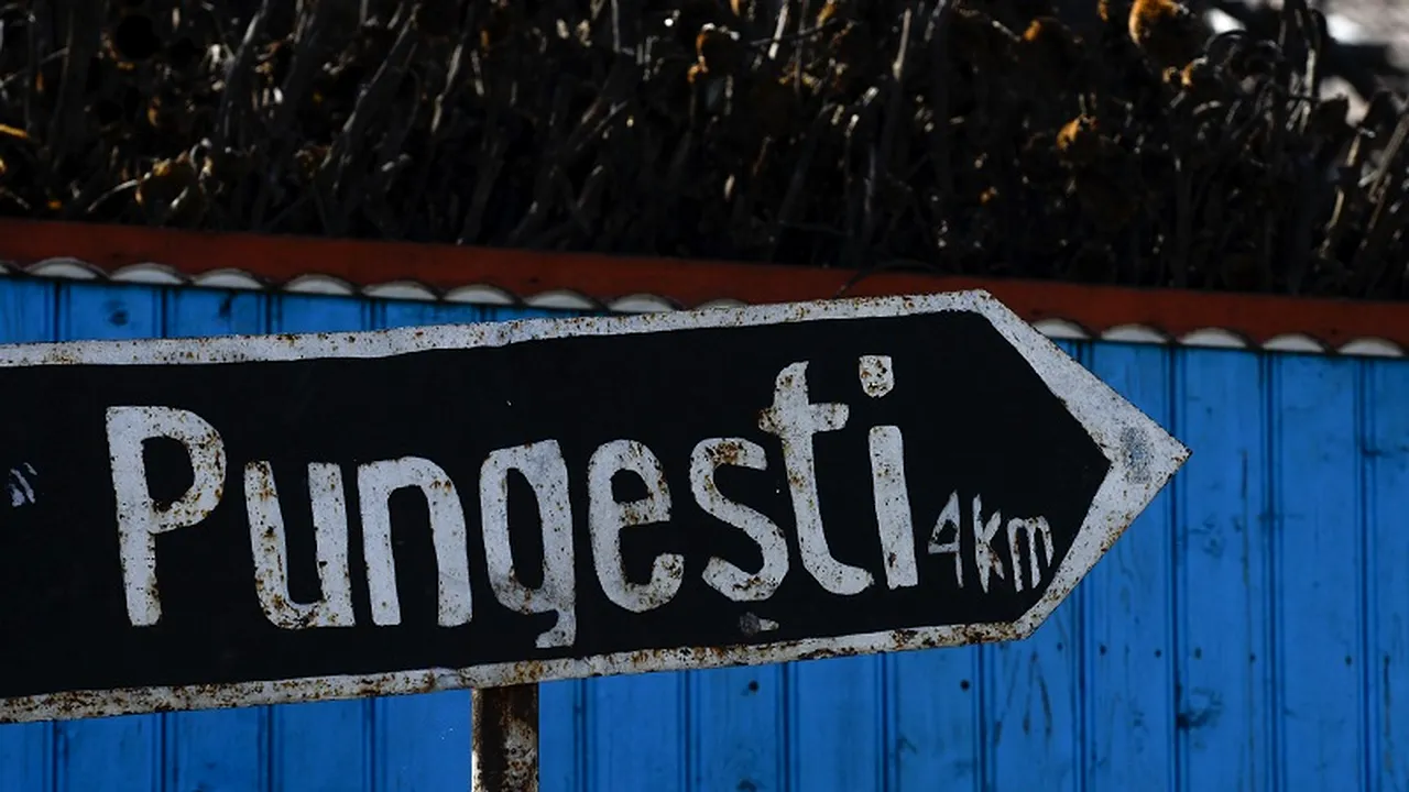 Anchetă  la școala din Pungești după ce o învățătoare ar fi bătut 15 elevi de clasa întâi