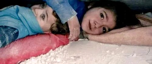 FOTO-VIDEO | „Scoateți-mă de aici”. Povestea din spatele fotografiei care a IMPRESIONAT o lume întreagă. Doi frați sirieni au rezistat 22 de ore prinşi sub dărâmături după cutremurul devastator din 6 februarie