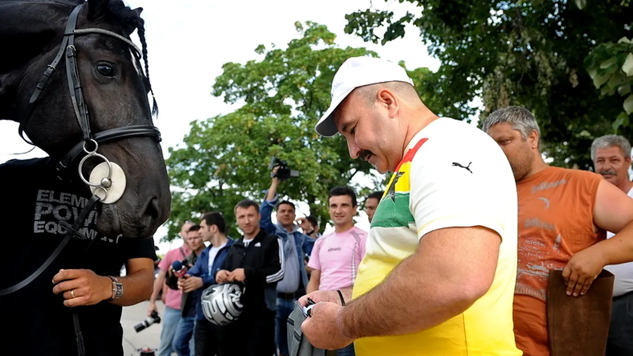 Un bărbat care l-a înșelat pe Nuțu Cămătaru cu 55.000 de euro s-a predat poliției