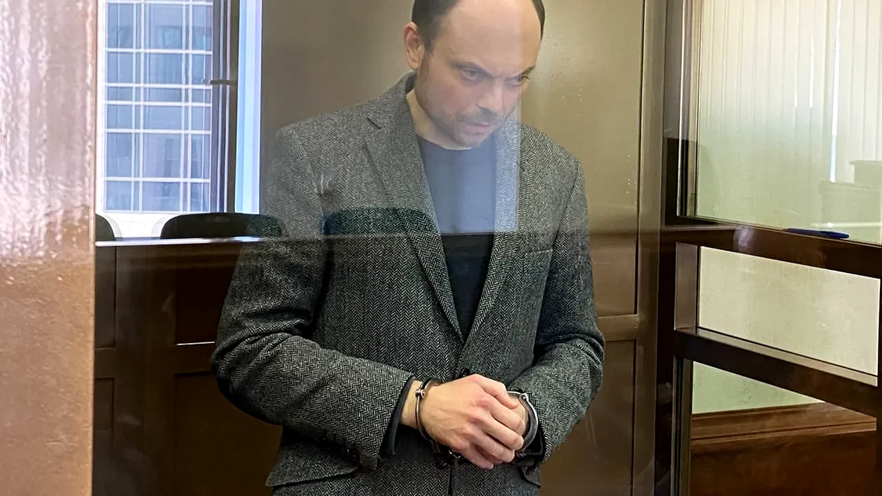 Istoricul Vladimir Kara-Murza, critic vehement al lui Putin, CONDAMNAT la 25 de ani de închisoare: ”Răspândirea de informații false și înaltă trădare”