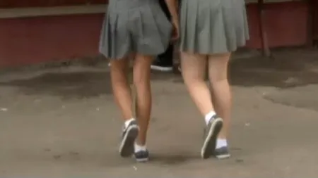 Ce sunt obligate să facă elevele unui liceu din Noua Zeelandă pentru a 