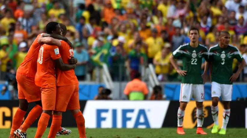 Campionatul Mondial de Fotbal din 2014. Olanda a învins Mexicul și s-a calificat în sferturile Cupei Mondiale