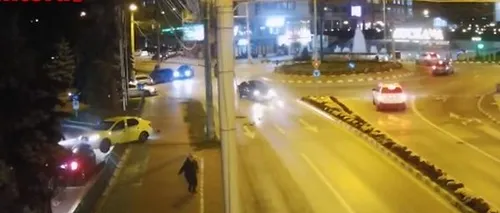 VIDEO | Accident în centrul orașului Suceava. Un taxi a zburat pe plafonul unui Mercedes