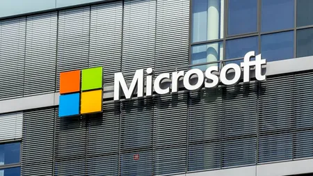 Proces de 1 miliard de lire sterline intentat celor de la MICROSOFT! Gigantul IT, acuzat că a suprataxat clienții firmelor rivale