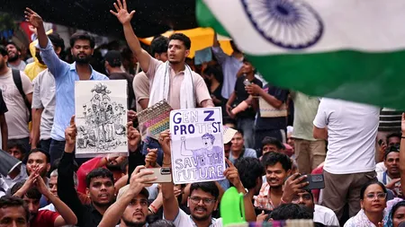 Ministrul Educației din India a demisionat după ce președintele s-a întors din vizita de la București. Cauzele care au forțat această mutare politică