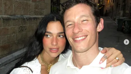 Dua Lipa și Callum Turner, nuntă de vis în Italia: Cum arată prima rochie de mireasă a cântăreței