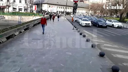 VIDEO | Circulație restricționată în Piața Unirii! Traficul de suprafață, pus în pericol de tasarea planșeului de beton / GÂNDUL a sesizat problema încă din 2021