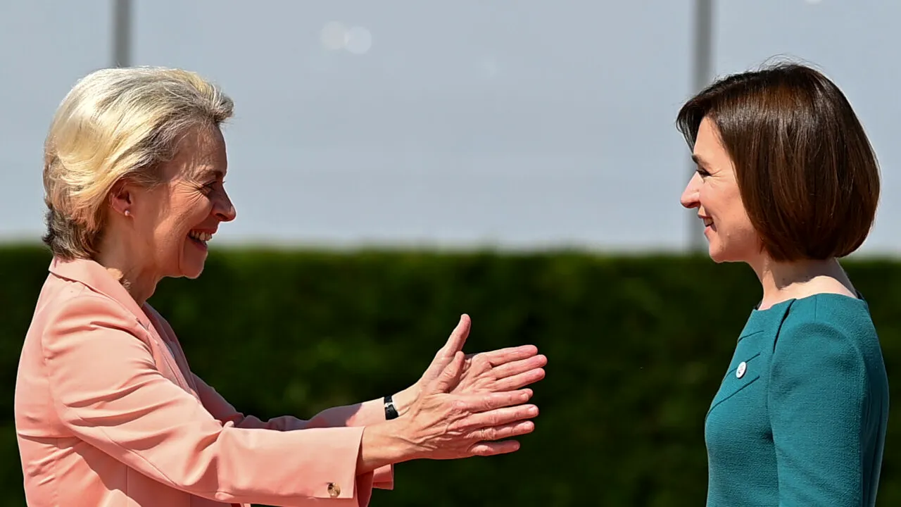 E mult de lucru până la intrarea în UE, spune Maia Sandu, după decizia Comisiei Europene / Decizia finală o iau liderii statelor UE, pe 14 decembrie