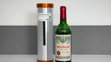 O sticlă de vin care a stat mai bine de un an în spațiu ar urma să fie vândută cu 1 milion de dolari