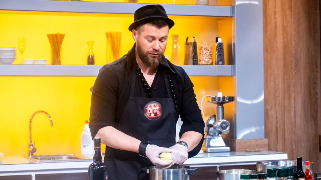 Un fost concurent Chefi la Cuțite s-a stins din viață la doar 39 de ani! Iulian Juncănaru a fost găsit fără suflare în locuința sa