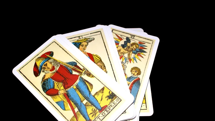 HOROSCOP tarot pentru 9 martie 2020. Berbecii sunt superficiali, Gemenii trebuie să privească în profunzime