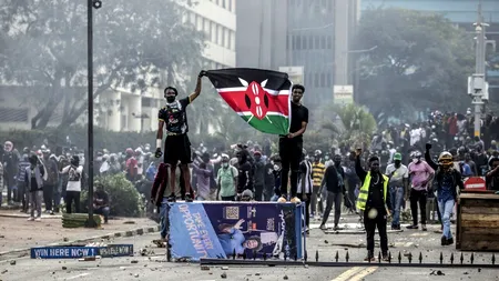 Proteste violente în Kenya împotriva creșterii impozitelor. Mai mulți civili au fost UCIȘI de forțele de ordine