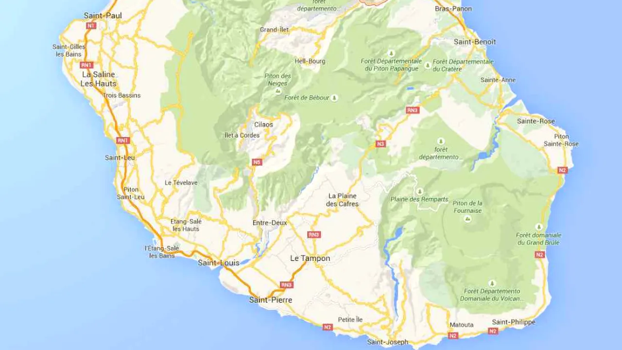 Descoperire surprinzătoare pe o plajă din a Insulei Reunion: ar putea rezolva misterul cursei malaysiene dispărute