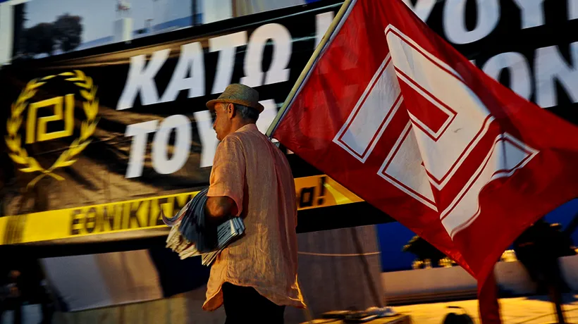 Activiștii neonaziști din Grecia au desfășurat o OPERAȚIUNE DE COMANDO împotriva unor vânzători ambulanți imigranți