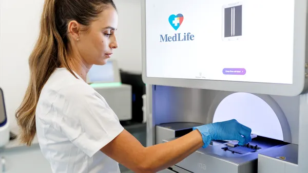 Premieră în România: MedLife lansează primul test de microbiom intestinal realizat integral în țară