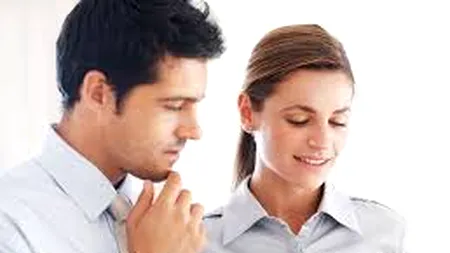 Tinerele din România se mută cel mai devreme din casa părintească, în comparație cu băieții, potrivit Eurostat