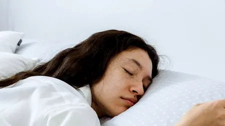 Alimentul care îți afectează somnul fără să-ți dai seama