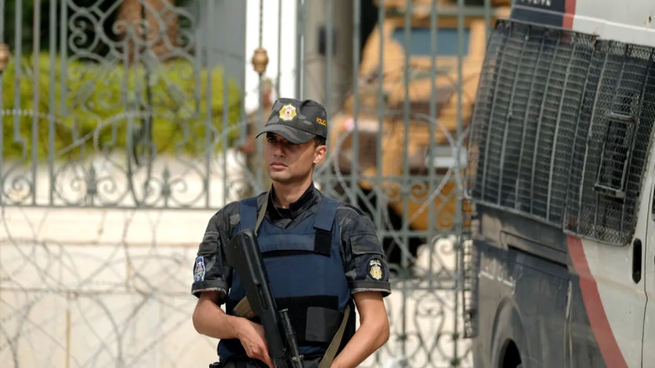 Atac în Tunisia! Un JANDARM a ucis patru credincioși în Djerba, la cea mai veche sinagogă din Africa. Alte persoane au fost transportate la spital