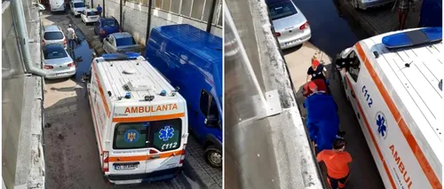 O ambulanţă a rămasă blocată pe o stradă din Drăgăşani din cauza maşinilor parcate neregulamentar. Consilier local: „Corupţia ucide, dar şi nesimţirea poate face la fel”