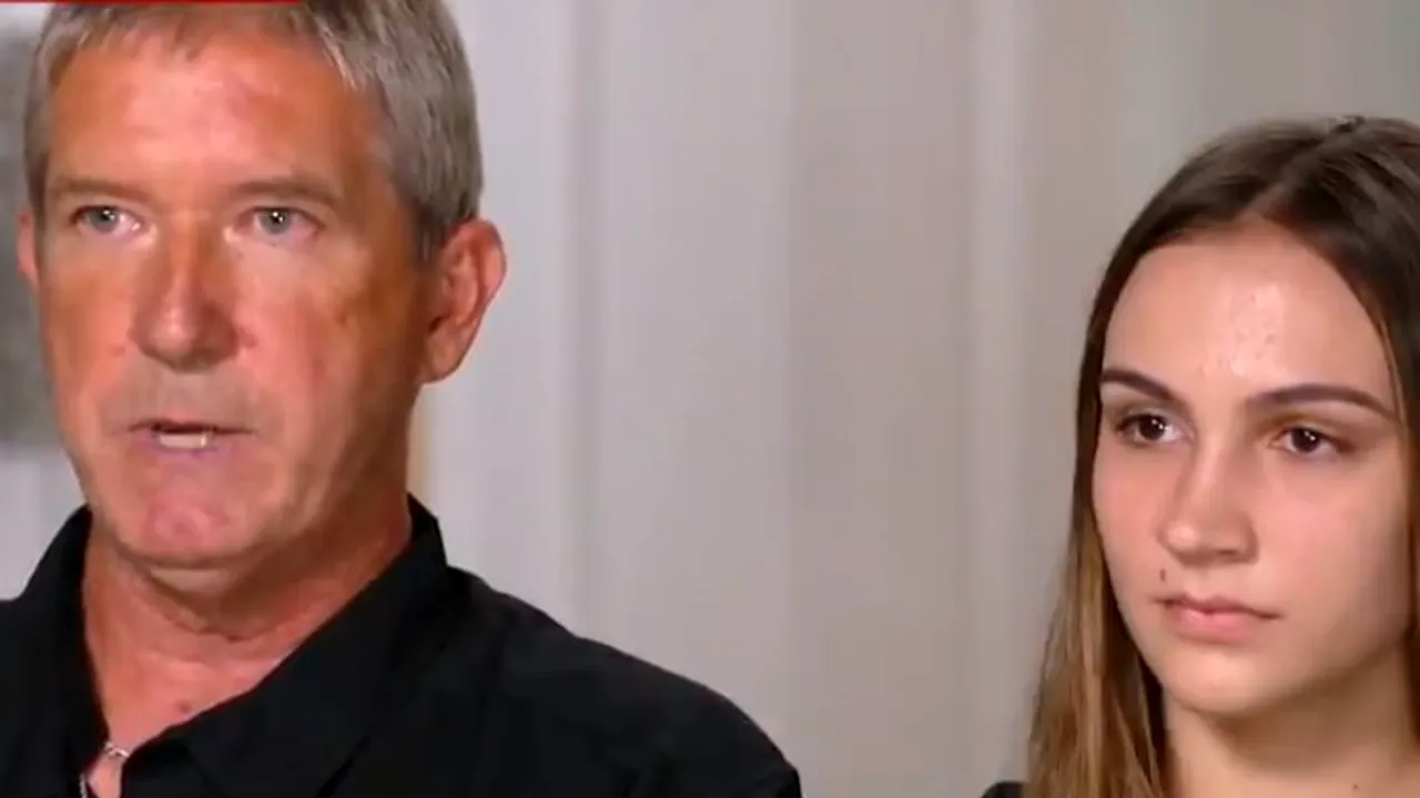 Momente terifiante: Tânără atacată de rechini a încercat să se salveze înotând cu un singur braț - VIDEO