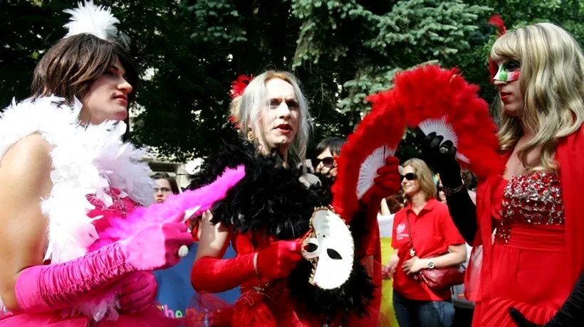 Noua Constituție a României. Căsătoriile gay au fost interzise prin Constituție. Ce este familia 