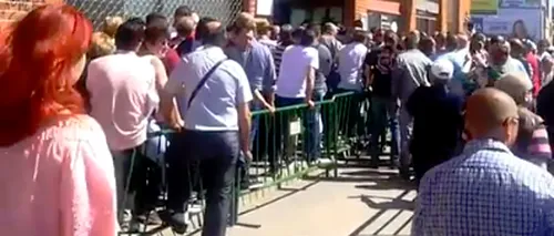 Incidente la Castellon din cauza aglomerației la vot. Românii au strigat „Rușine să vă fie! și „Hoții - VIDEO