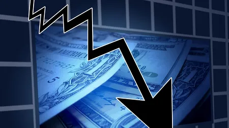 Una dintre cele mai mari bănci din lume, prezentă și în România, se PRĂBUȘEȘTE! Acțiunile sunt în picaj, au pierdut peste 15% pe bursă!
