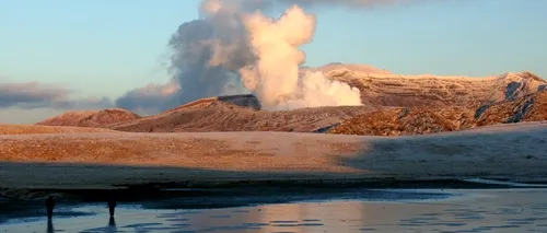 Vulcanul Aso din Japonia a intrat în erupție