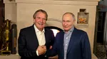 Putin l-a invitat acasă pe fostul cancelar german, Gerhard Schröder, la aniversarea de 74 de ani a liderului rus. Fostul lider de la Berlin, implicat în noi afaceri în Rusia