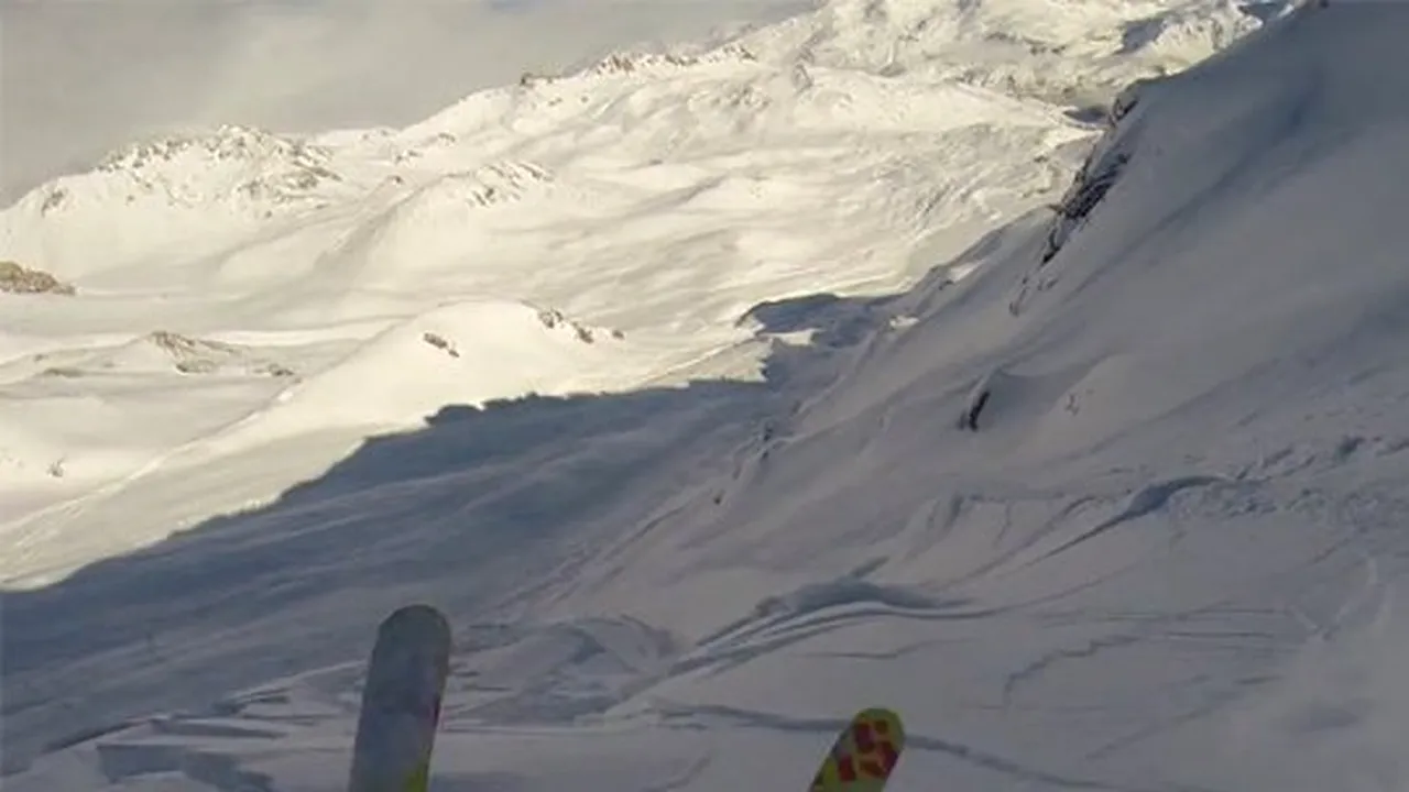 Mai multe persoane, prinse de o avalanșă în stațiunea franceză Tignes