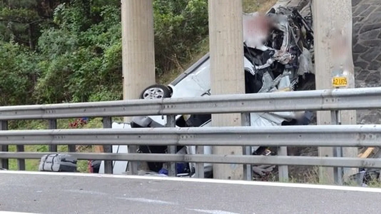 Cinci români au murit, iar trei au fost răniți, într-un grav accident în Austria. Anunțul MAE