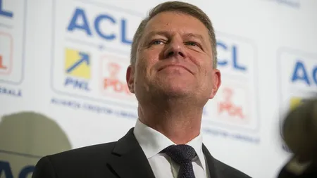 Iohannis are un ochi de sticlă. REPORTAJ GÂNDUL din noaptea alegerilor la ACL