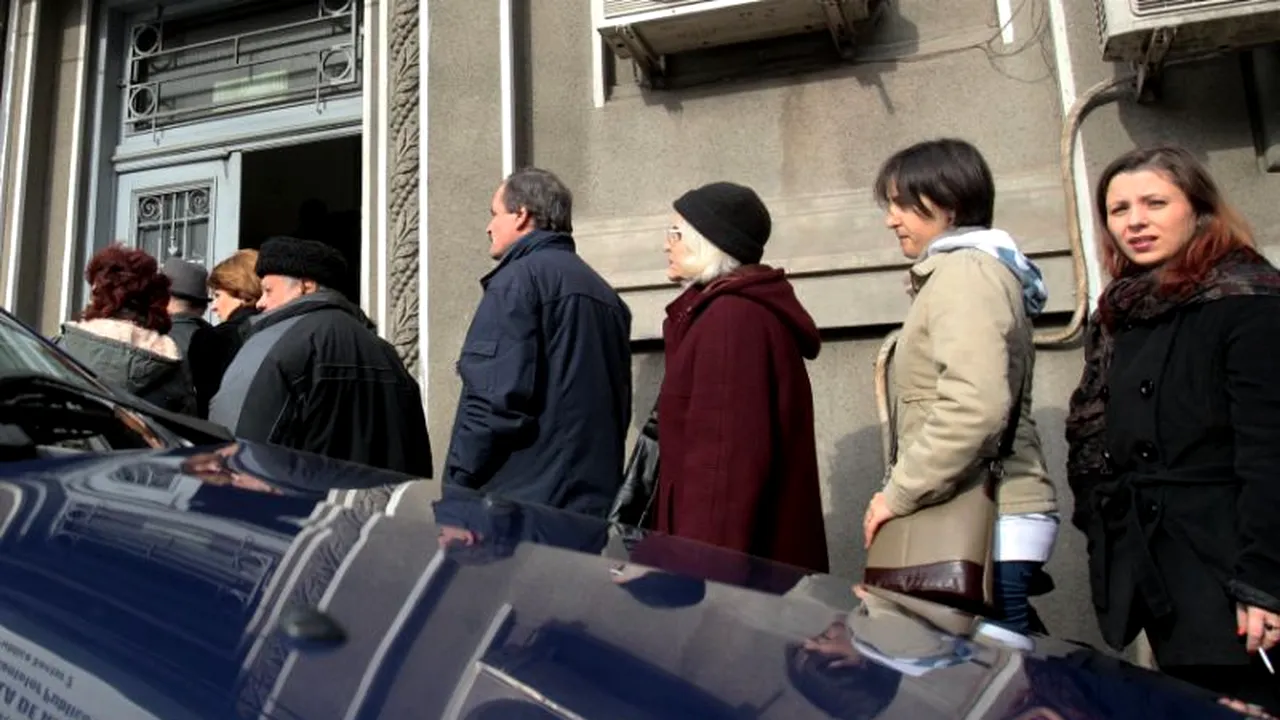 2013: Scumpirea electricității, accize mai mari, plata TVA la încasare și taxa de primă vânzare auto