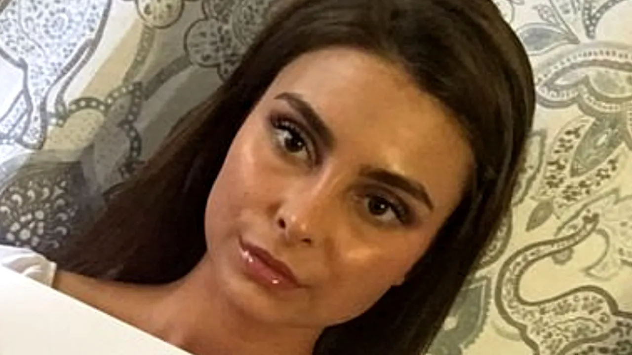 O tânără din Statele Unite își vinde virginitatea. De la ce sumă pornește licitația și ce va face cu banii 