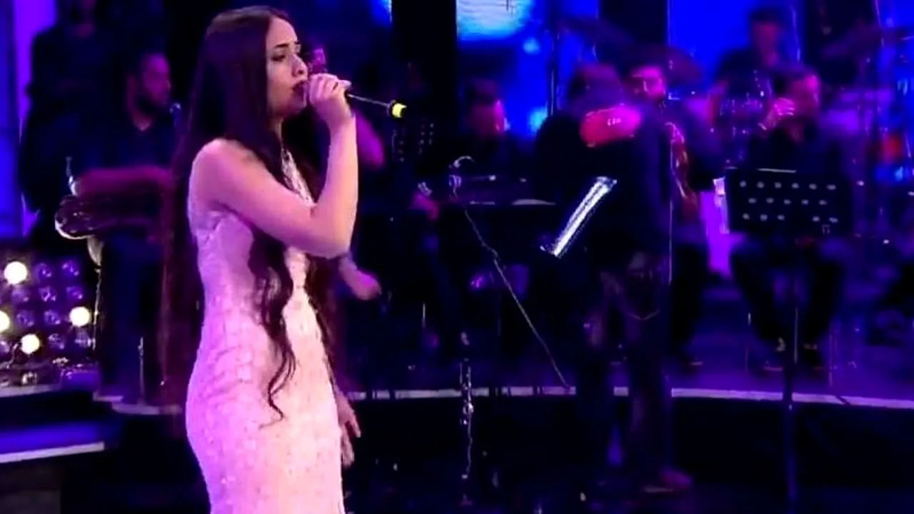 O concurentă de la o emisiune TV a fost împușcată în cap, într-o zonă conservatoare din Turcia