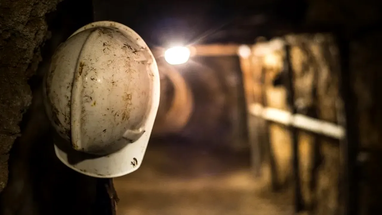 PROTEST spontan la Mina Băița. „Refuză să intre în șut”