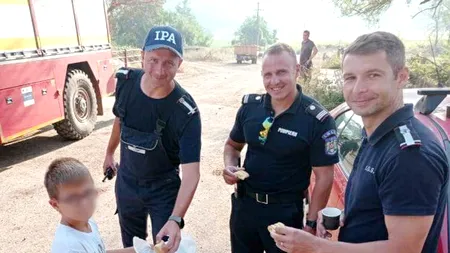 Cum le-a mulțumit un copil grec pompierilor români pentru că îi protejează satul. Salvatorii au fost impresionați
