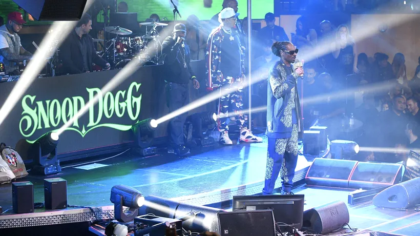 Rapperul SNOOP DOGG își face debutul în TEATRU, într-un spectacol despre... SNOOP DOGG