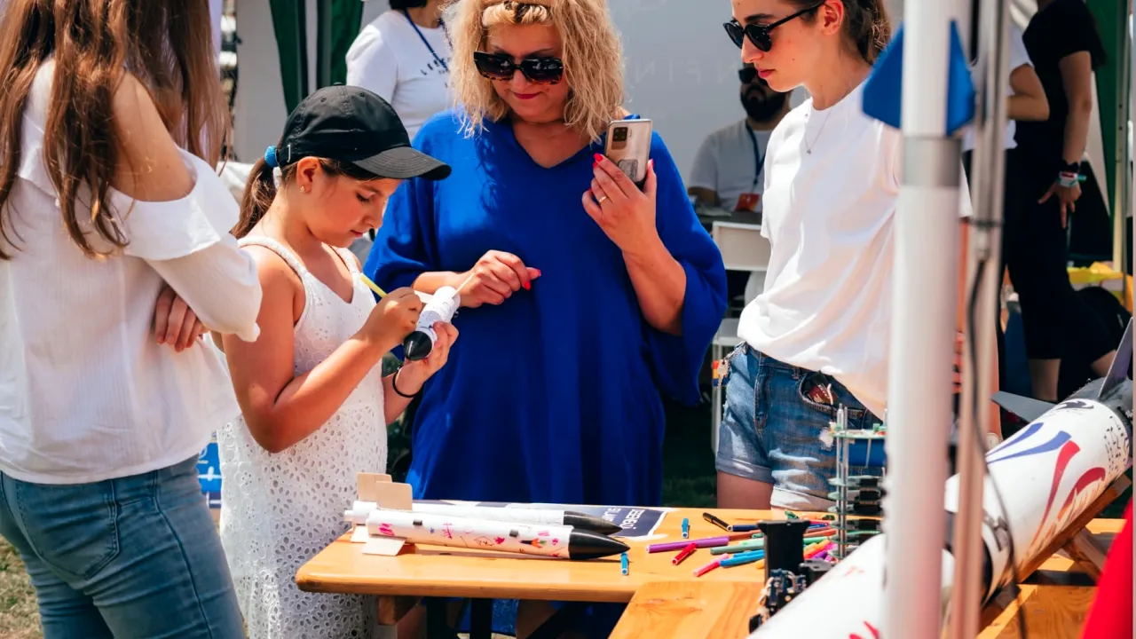 România va merge cu cea mai bună echipă la Cupa Space Port America. 2SPACE: 