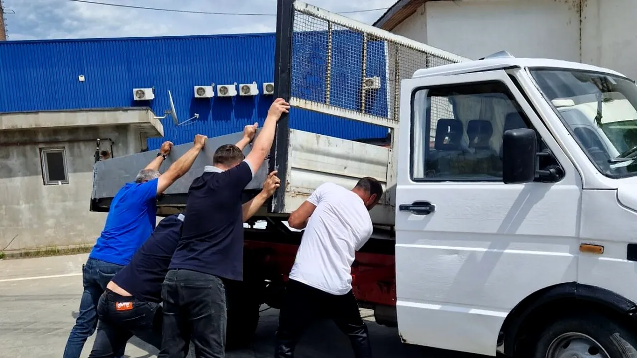 Ar fi de râs dacă nu ar fi de plâns. Cum a încercat un șofer român să îi convingă pe angajații RAR Tulcea să îi reînmatriculeze autoutilitara