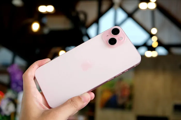 iPhone 15. Shutterstock 