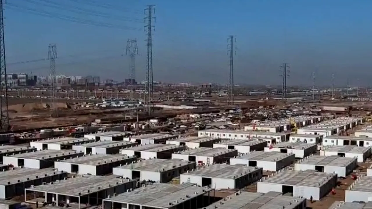 China a construit un spital cu 1.500 de camere în doar 5 zile! - VIDEO