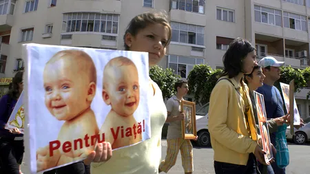 Doctorii care refuză să facă AVORTURI în Postul Paștelui. Medic: „Mă gândesc ca măcar atâta respect să am față de Dumnezeu și față de viață