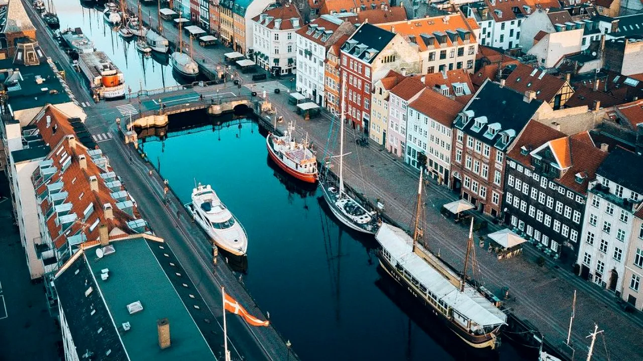 Danemarca a renunțat la restricţiile anti-COVID