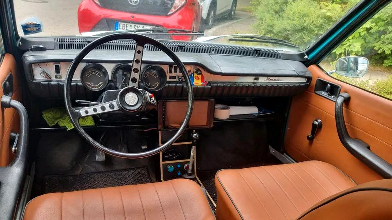 PREȚUL cu care se vinde o Dacia 1300 în Germania: „Toate întrebările serioase vor primi un răspuns, restul vor fi ignorate”